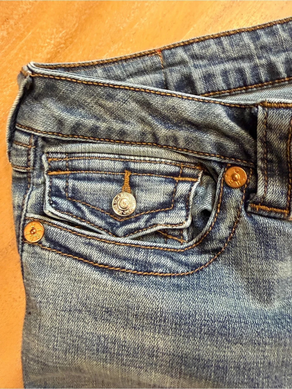 True Religion Women's Medium Blue Flare Jeans with Contrast Stitching - Picture 7 of 10